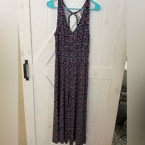 Ladies, medium, sleeveless pant romper suit. Throw a jacket over it for fall